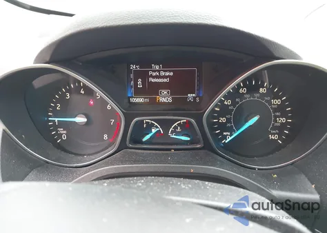 2017 Ford Escape Titanium z USA, uszkodzony, nr VIN 1FMCU0J93HUB62140